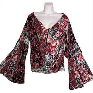 Floral Double bell sleeves  blouse NWT